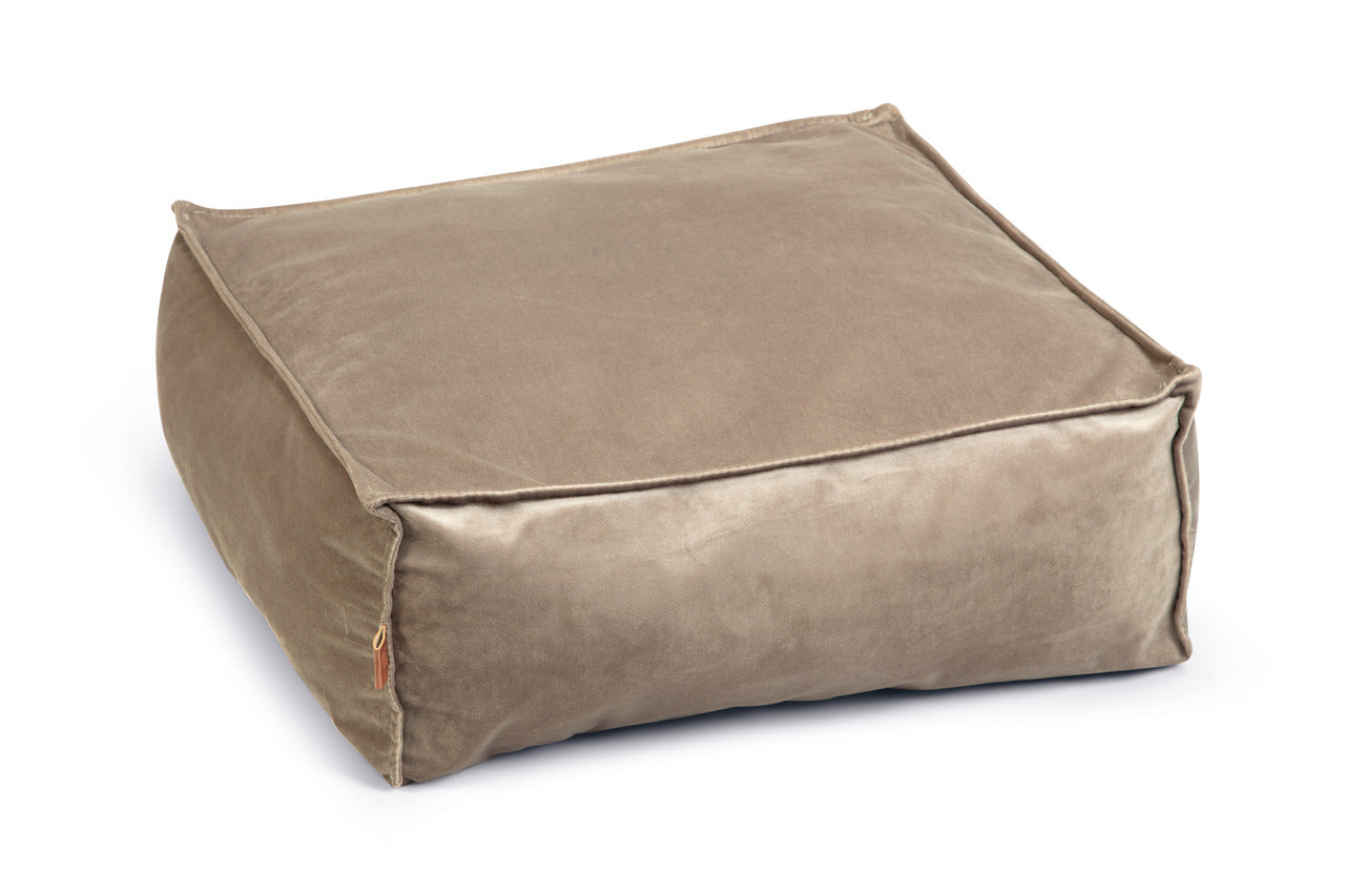 Katzenkissen Velveti, Designed by Lotte taupe