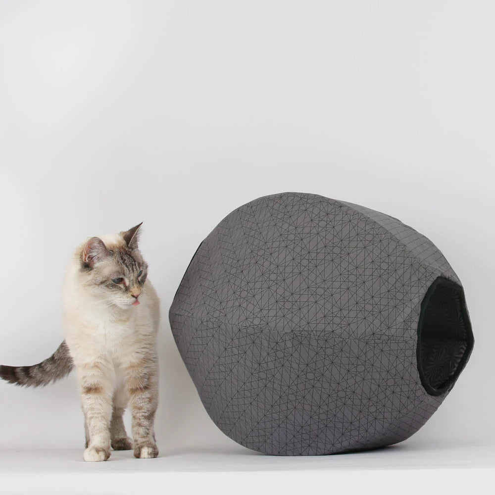 The Cat Ball Grey/Black Geo Web