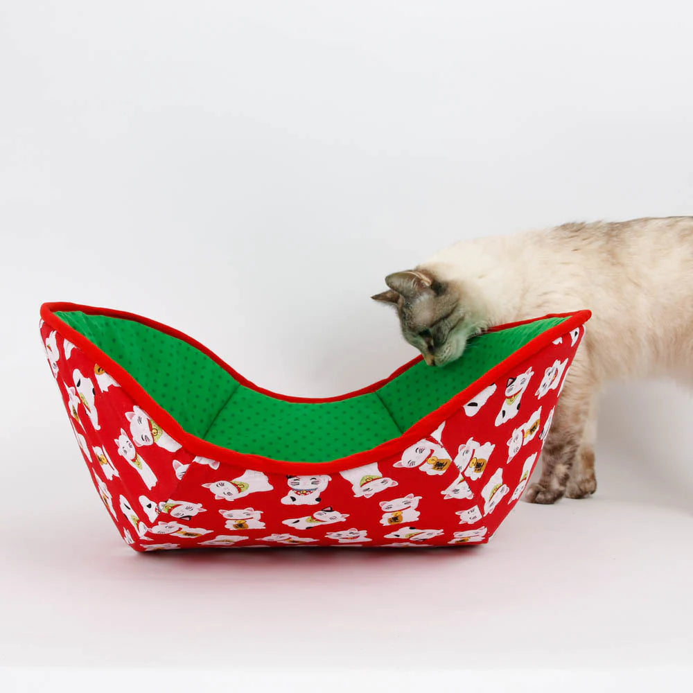 Jumbo Cat Canoe Maneki Neko
