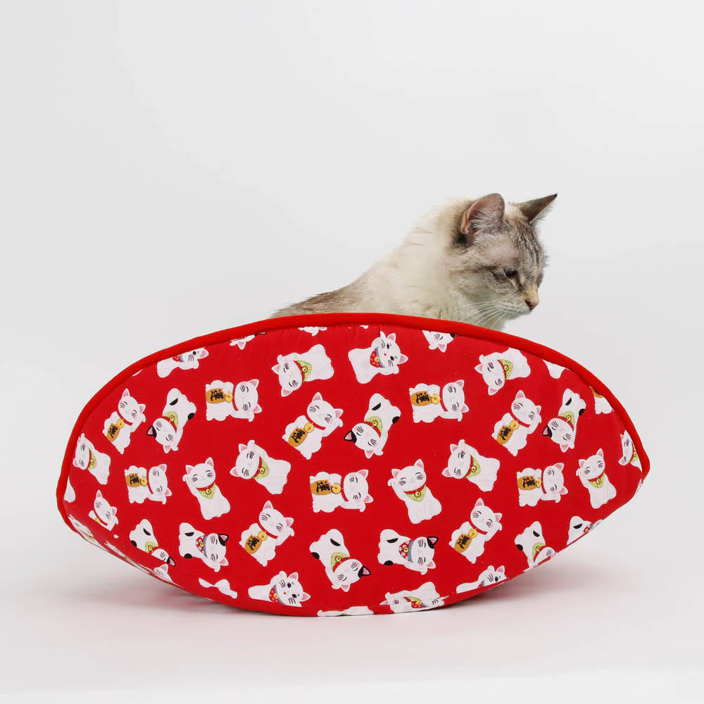 Jumbo Cat Canoe Maneki Neko