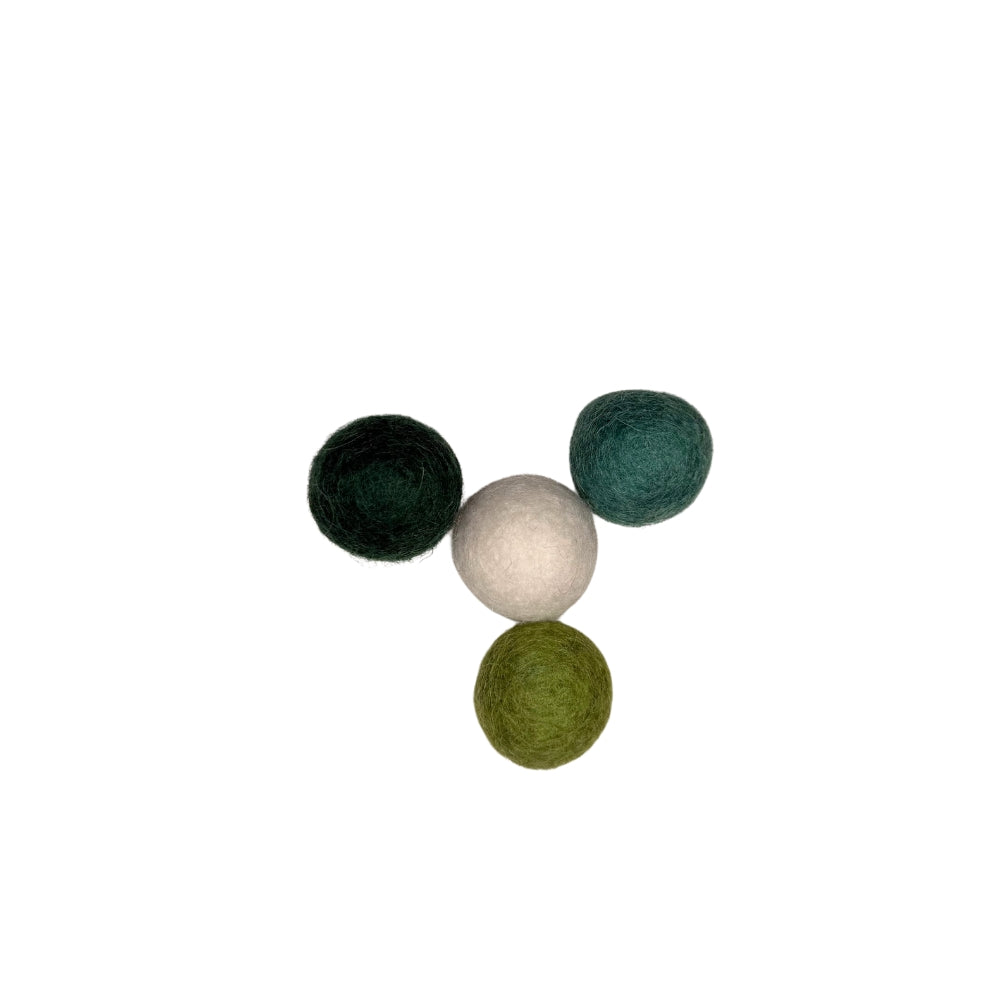 felty planty: Set mit 4 Mini-Filzbällen im Urban Jungle Look