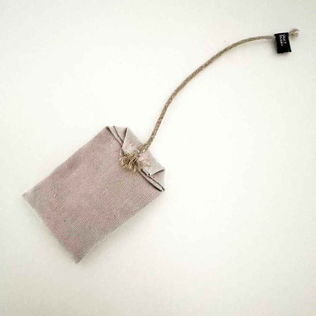 tea bag neutral beige (Catnip)