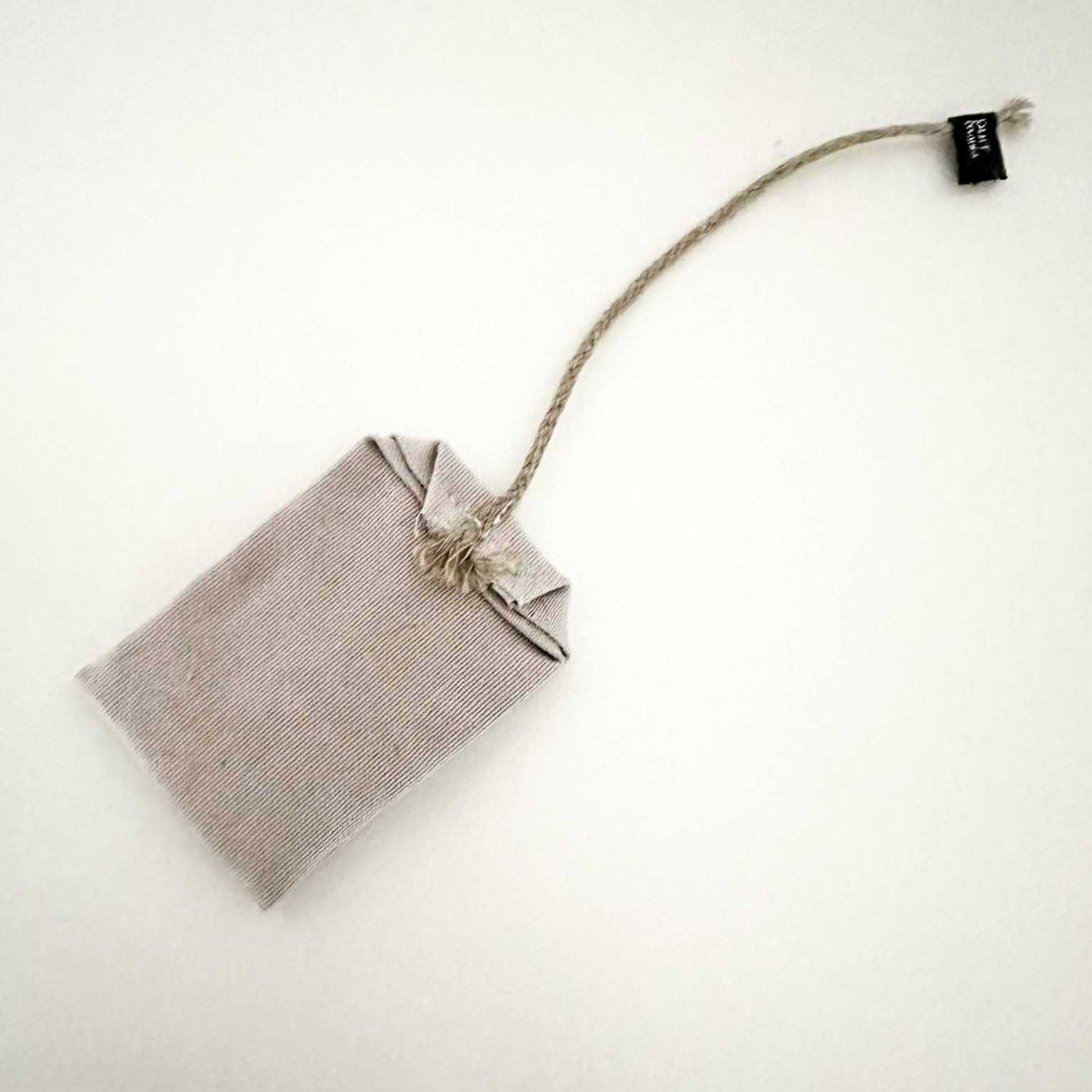 tea bag neutral beige (Catnip)