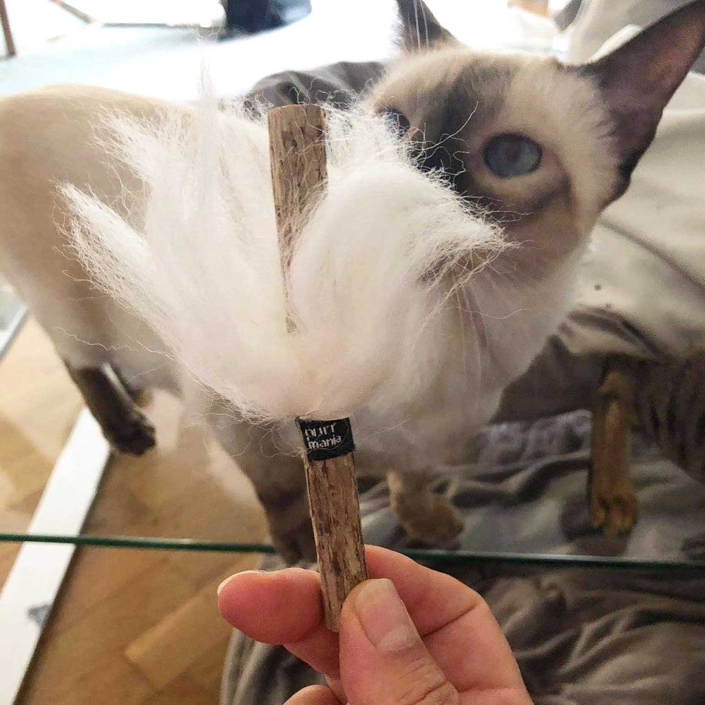 trolli Matatabi-Stick mit Schafsfellkragen